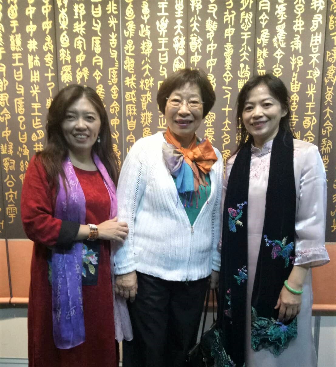 琴棋書畫詩酒茶花     八雅精髓翰墨飄香     松蘊雅集聯展     呈現多采藝術豐沛創舉新面貌
