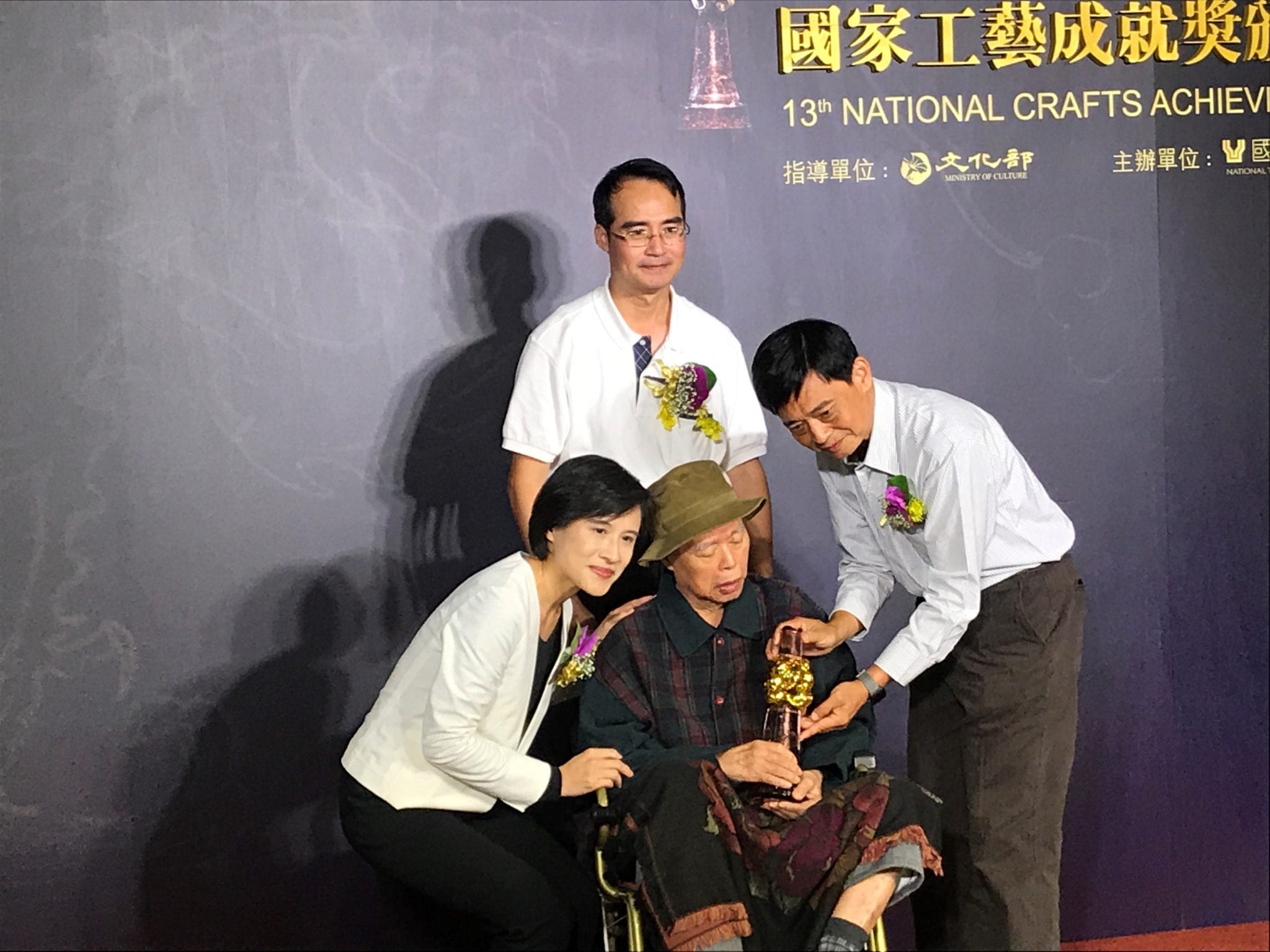 精雕細琢逾甲子 木雕大師葉經義獲2019「國家工藝成就獎」殊榮