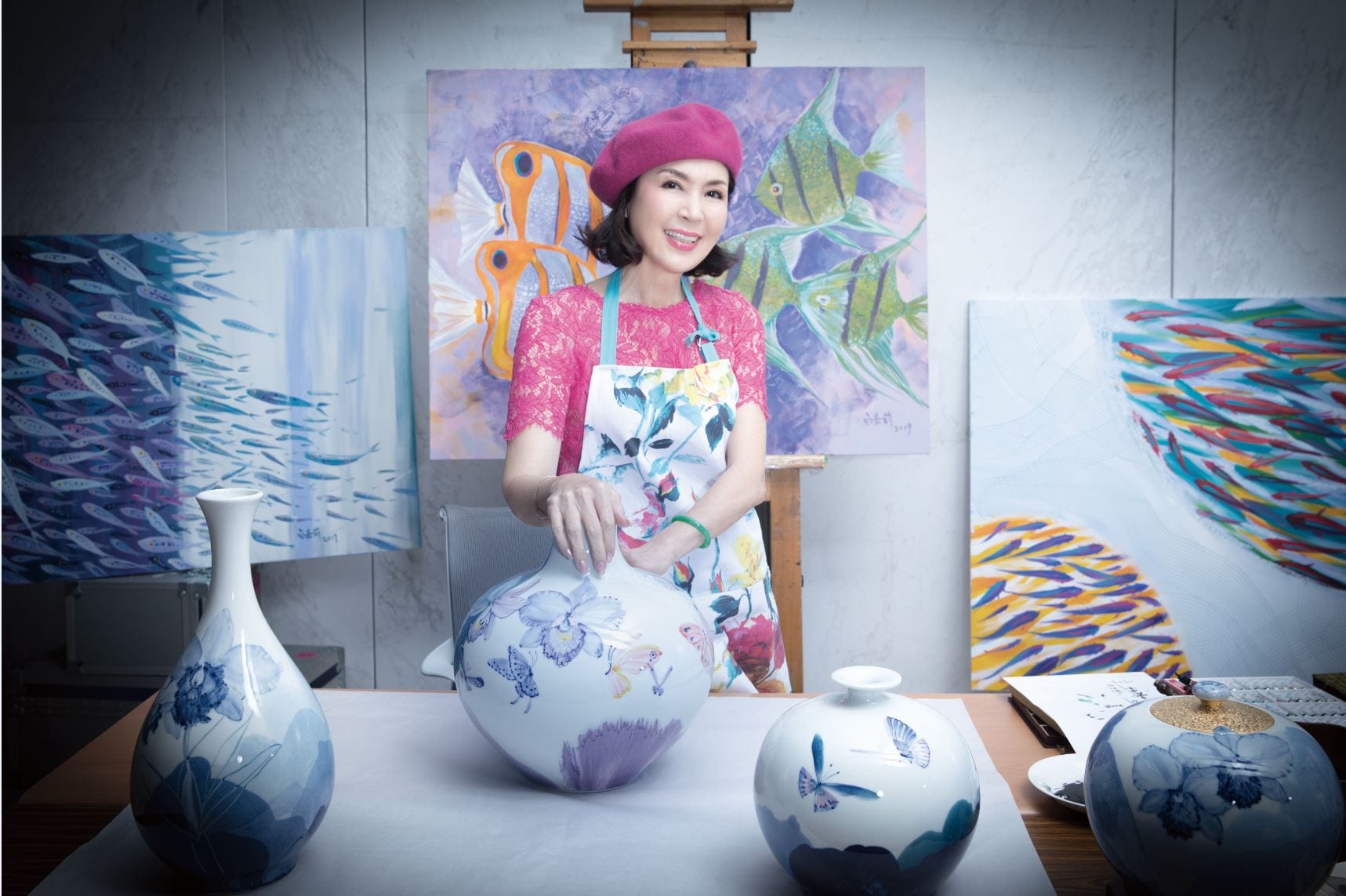「最美主持人」白嘉莉在台首場畫展　台灣燈會花舞館春意盎然