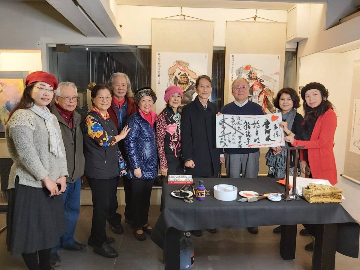 刻劃人物傳神  筆墨揮灑盡致  李奇茂、王愷雙雄展  看見水墨畫絕美意境