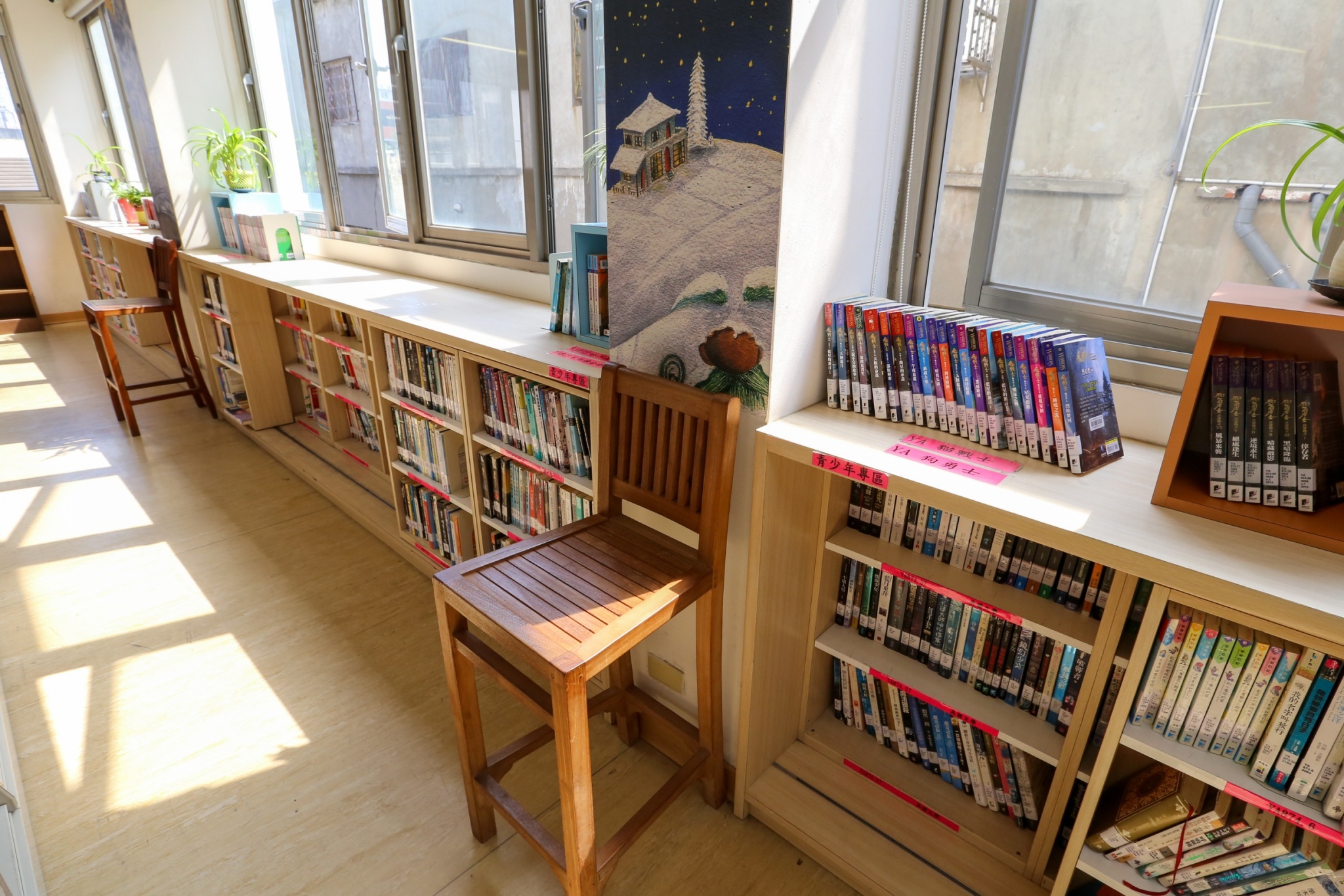 電子書在手防疫不寂寞  中市圖書館推心靈打氣書籤