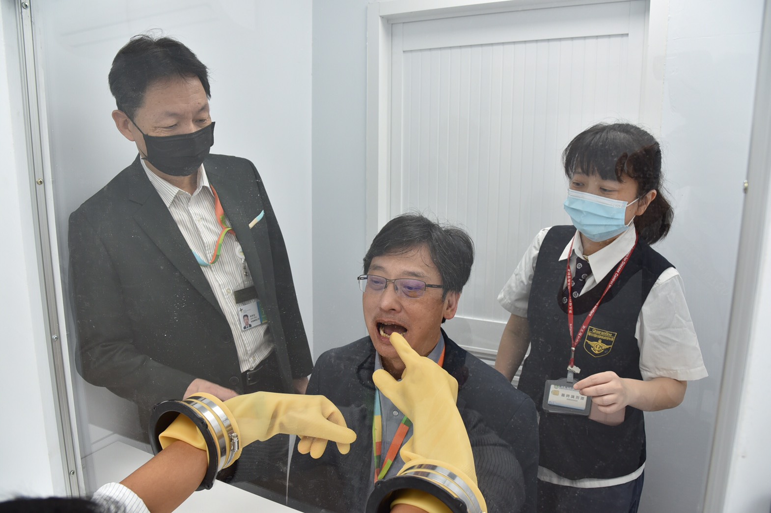 桃機啟用貨櫃採檢屋設備   提升採檢能量保障第一線人員安全