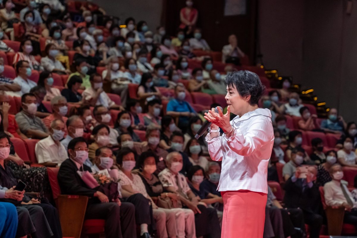 88節簡文秀「情深依舊」感性開講   2500人齊聲唱和!