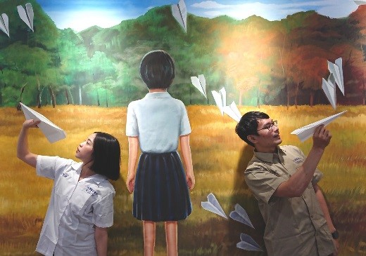 返校Detention 實境體驗展  主角重返翠華中學嚇到濕身