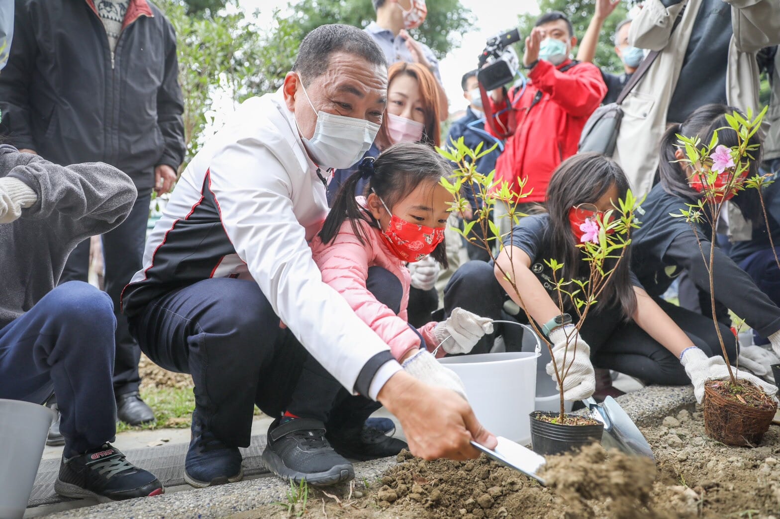 國際森林日校園植樹誘鳥  新北打造給鳥兒唱歌飛翔的家