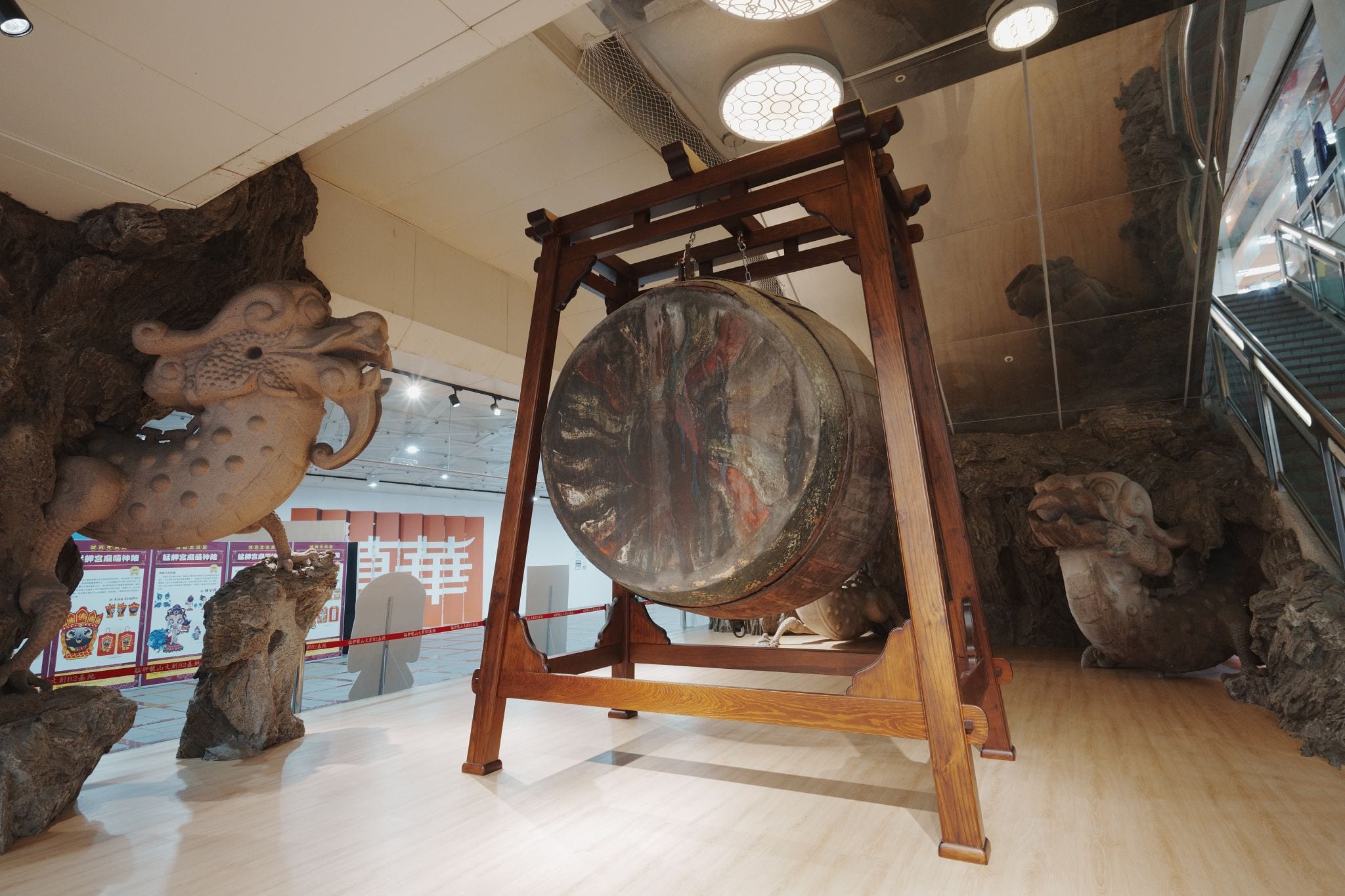 龍山寺珍寶揭秘  百年佛鼓現蹤龍山文創基地