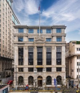 被譽為上海外灘第二立面瑰寶的百年歷史建築,將是雙城個展的重要基地。