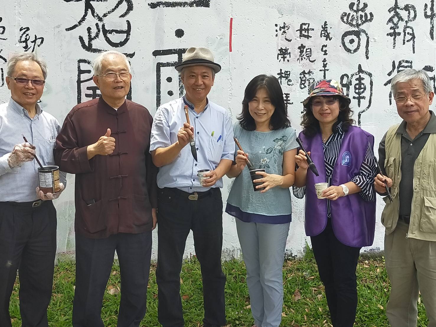 塗鴉秀墨趣  壁書大創意  陳秀玉理事長登高一呼  跨協會書藝傳承  效益可期