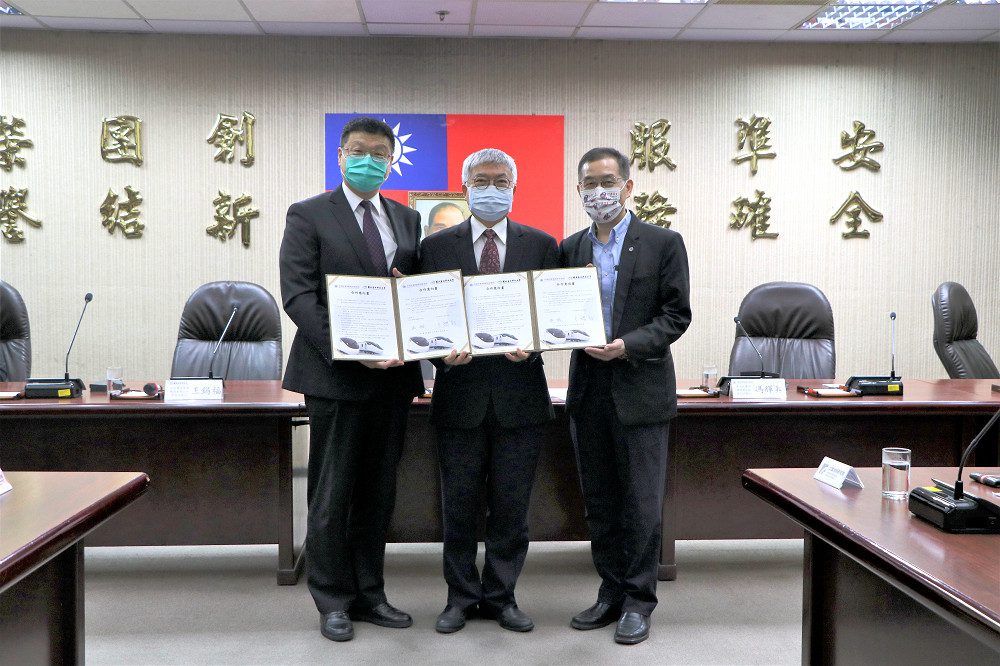 臺鐵攜手工研院、高科大、北科大簽署合作意向書   加速推動國產化　