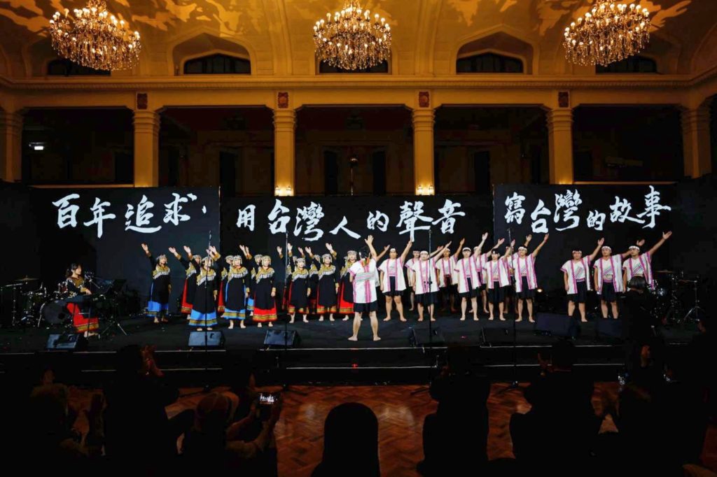 表演節目引起全場的高度關注。(記者 辛澎祥/攝(