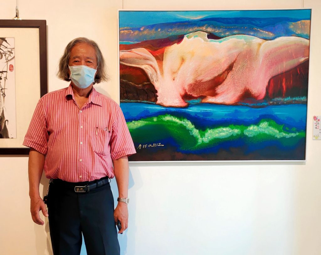 油畫家詹阿水老師的作品「高峰情懷」,令人眼前為之一亮。(記者 辛澎祥/攝)