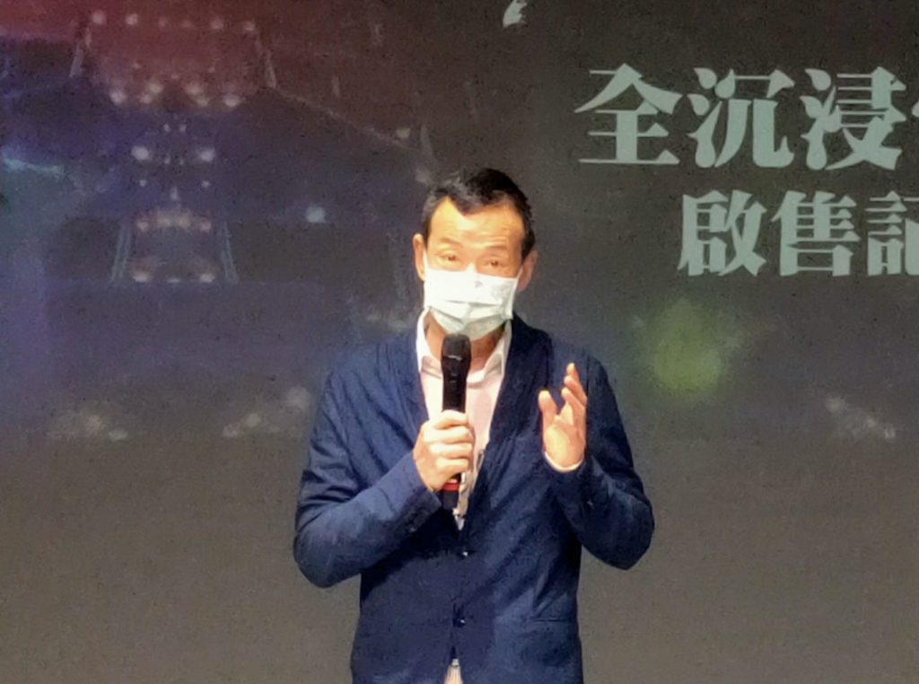 既導又演的當代傳奇劇場藝術總監吳興國,強調藝術的創新發展是當代市場潮流。(記者 辛澎祥/攝)