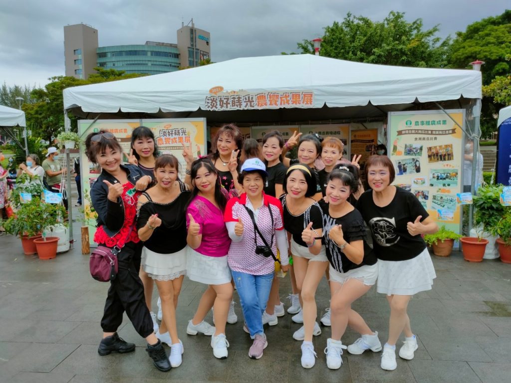 參與活動民眾合影
