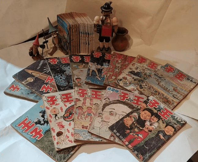 ▲王子雜誌與系列叢刊、百科(1966-1983),影響當時無數兒童與青少年。原版圖書 已成珍貴收藏。(圖/潘靜竹攝影,「府城舊冊店」提供)