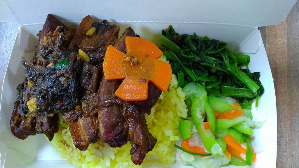銀光食堂的愛心待用餐內容