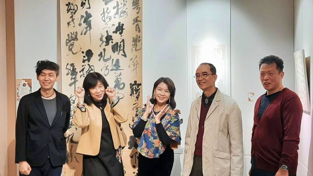 跨越中西  橫貫古今   就只是各說各畫   七人聯展作品豐沛多彩