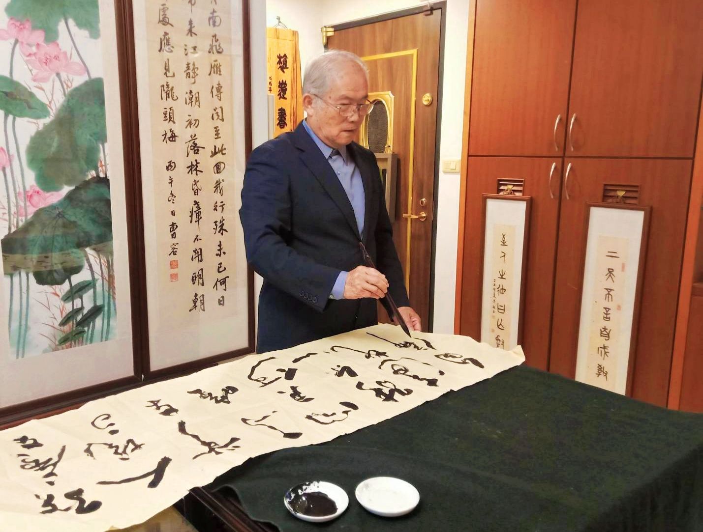翰墨春常在  槐堂華正開   書法家沈榮槐書藝傳承  槐德書屋實踐永恆