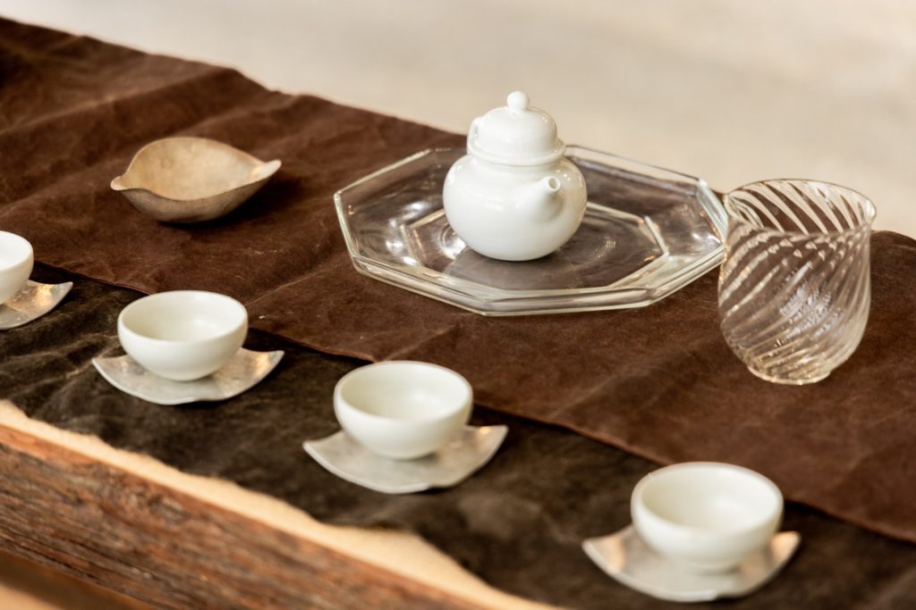 青農講茶茶席,帶領民眾茶桌上品木柵茶山