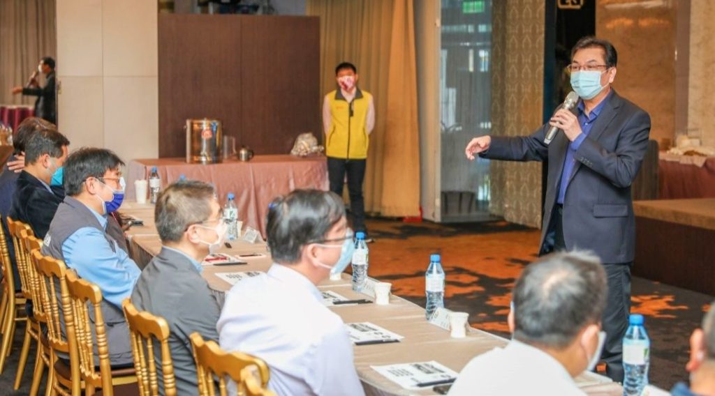 農業專家提供豐富的專業技能,為組訓課程建立規範。(圖/新北農業局 提供)