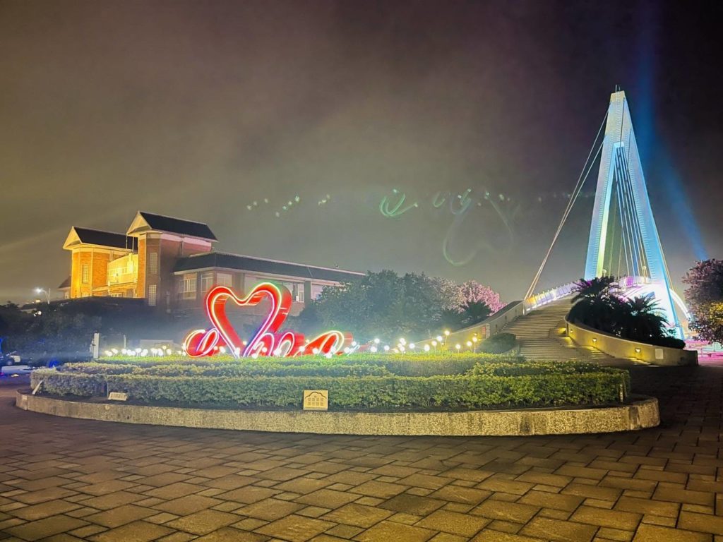 漁人碼頭夜間景致的打卡地點。（圖/新北漁業處 提供）
