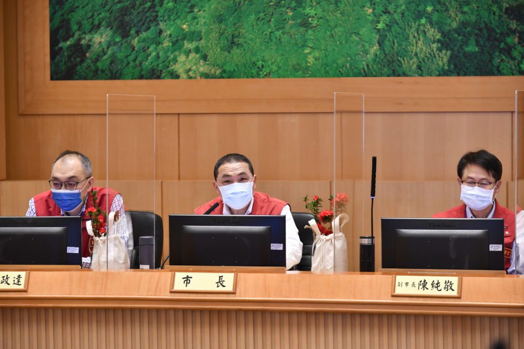 新北市長侯友宜期許農業局以「農業健康式」守護民眾健康。