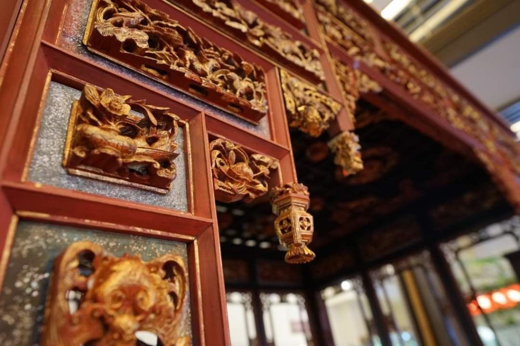 古早時代的紅眠床。（圖/工藝中心 提供）