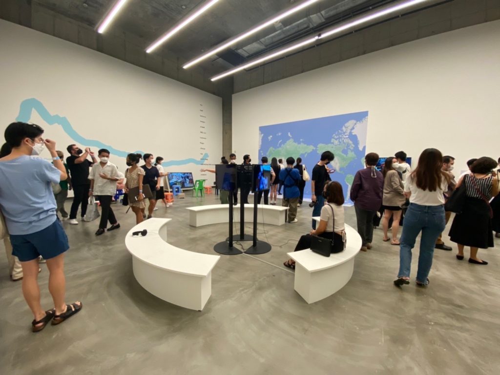 臺泰線上駐村成果展開幕首日即吸引許多觀眾前來觀展
