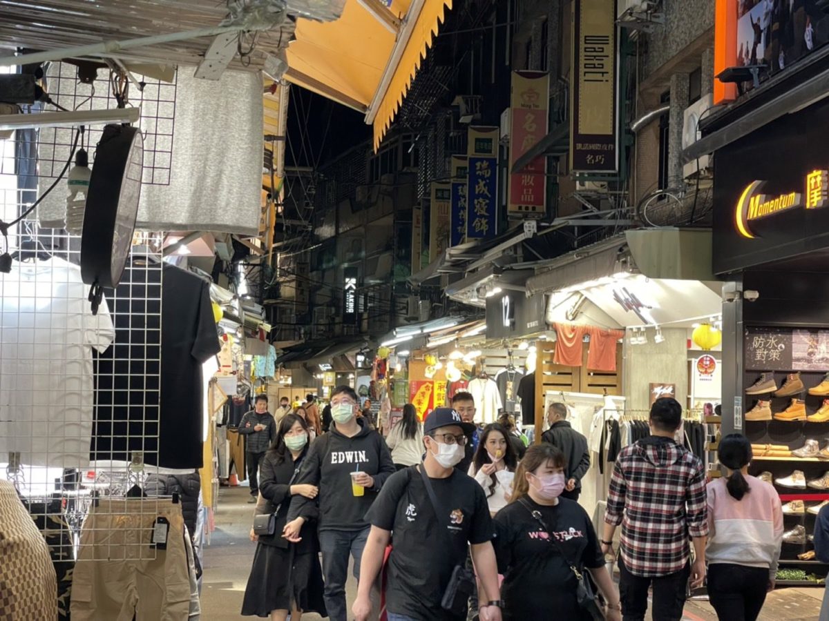 士林夜市人潮回流   加強民眾服務擴大商機