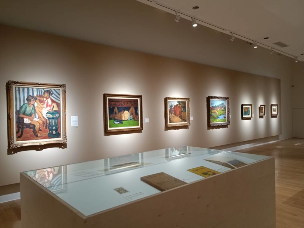 「掘光而行:洪瑞麟」展場一隅。