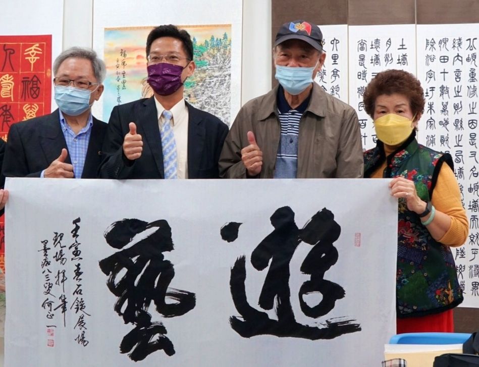 名家揮毫 大師加持   大漢藝文協會會員作品聯展   令人讚嘆