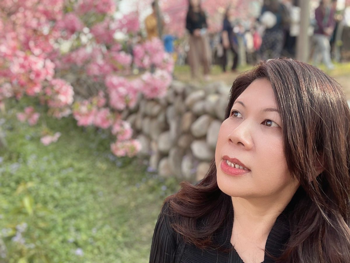 幸卉幸會  虛實融匯   廖瑞芬從看花不是花中   彰顯自在境界