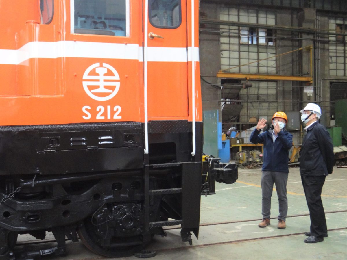 臺鐵與鐵博館攜手合作   保存文物列車永續傳承