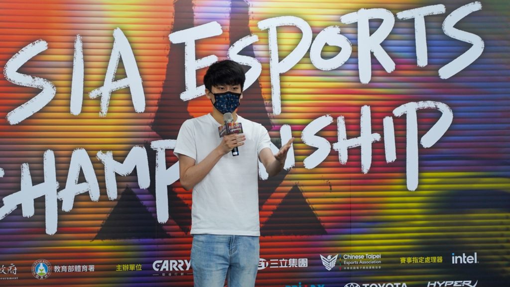 ▲鍇睿行銷執行長顏宥騫歡迎熱愛電競的民眾,9月中旬到新莊宏匯廣場感受緊張刺激的賽事氛圍。(圖/經發局提供)