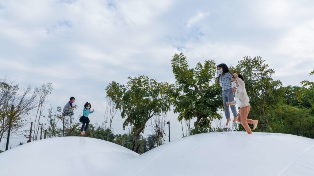 隆田ChaCha文化資產教育園區，擁有全台唯一一座彈跳小丘造型特殊