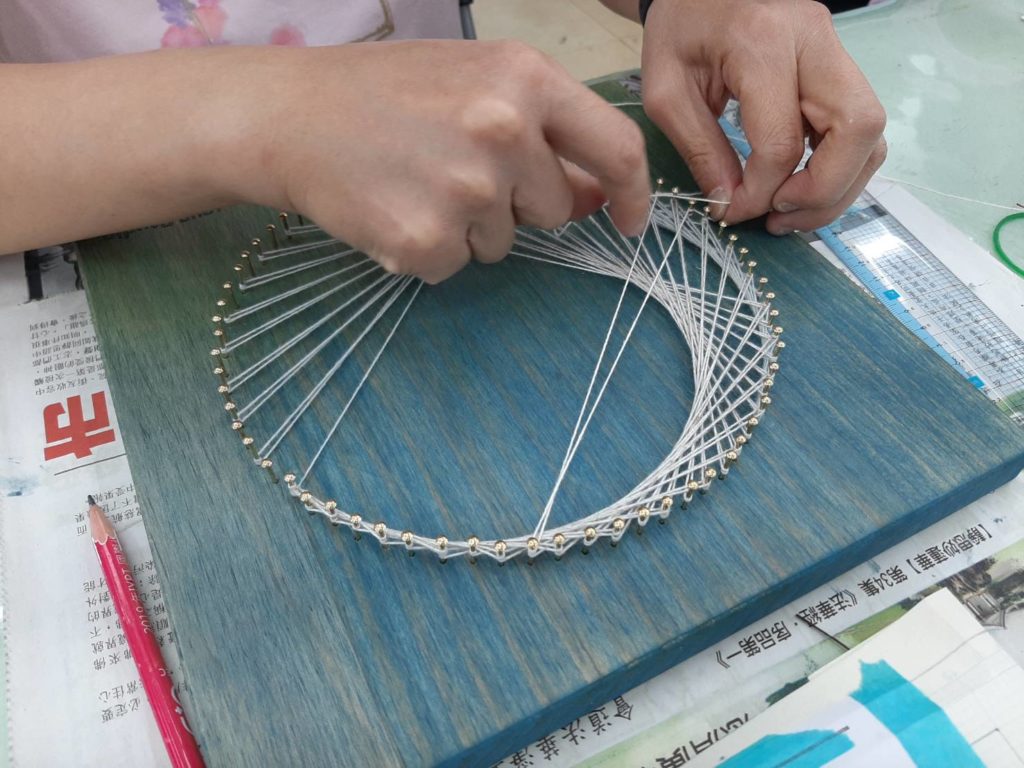 釘板創作是工藝品技術的呈現。