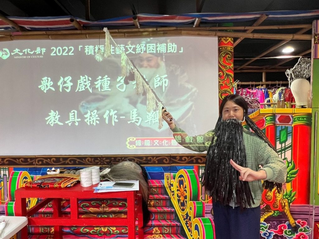 ▲歌仔戲種籽教學課程，受到民眾學習上的興趣。（圖/文化部 提供）
