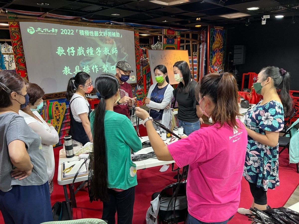 緣龍戲館推動文化與教育結合   延續歌仔戲在地生命力