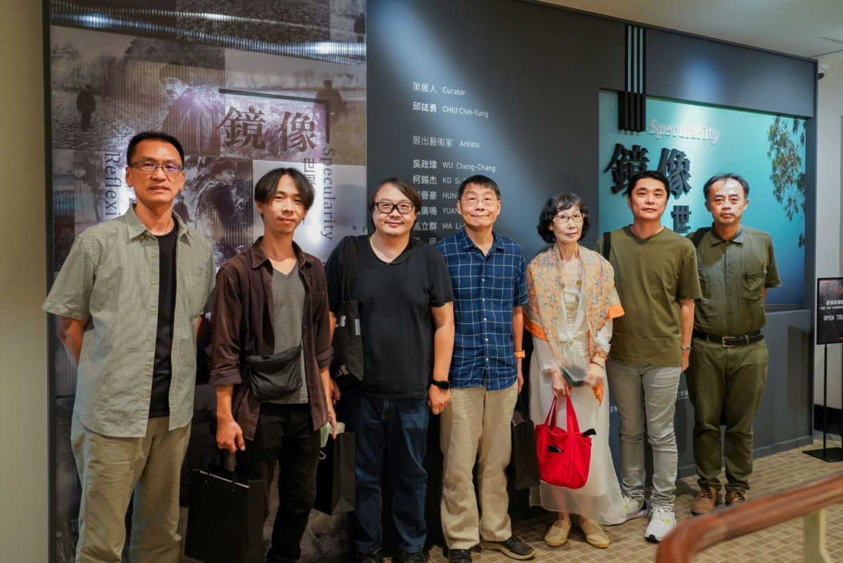 藝術家零距離互動 「鏡像・映像」80後當代影像藝術展