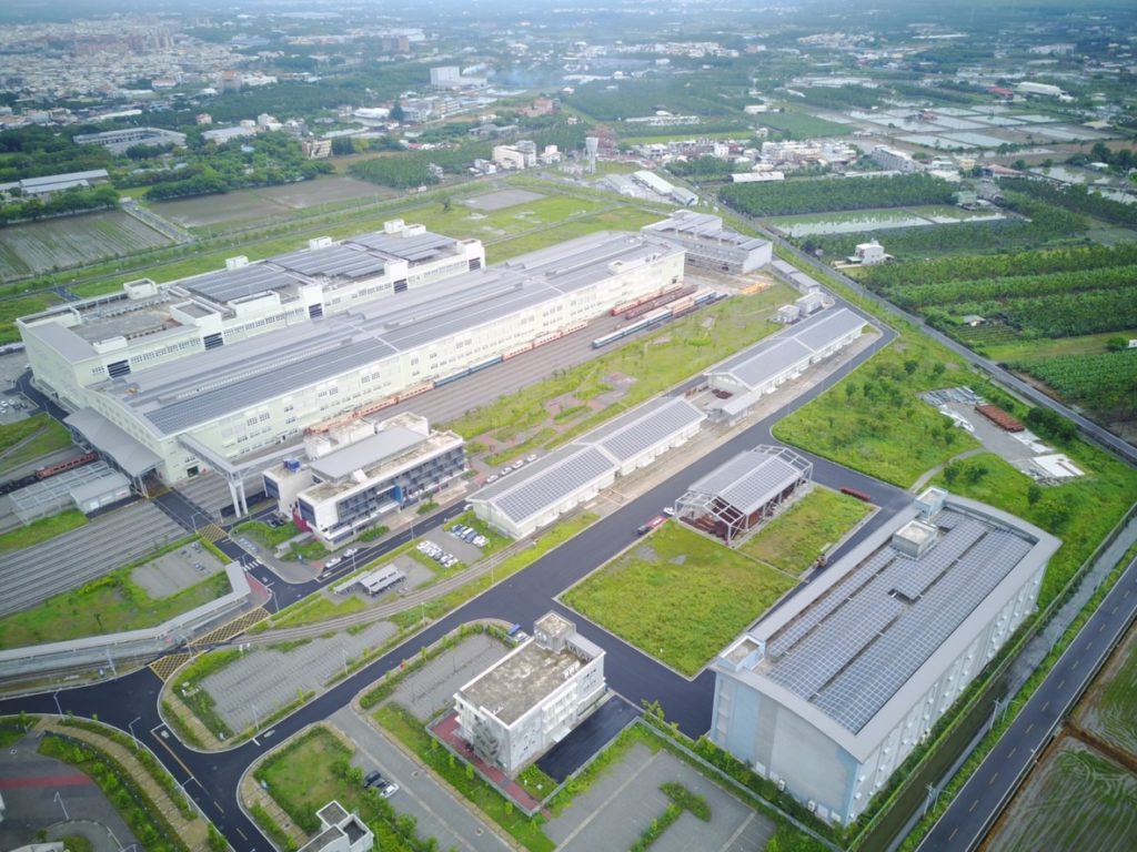 ▲臺鐵潮州電廠的太陽能設備。(圖/臺鐵 提供)