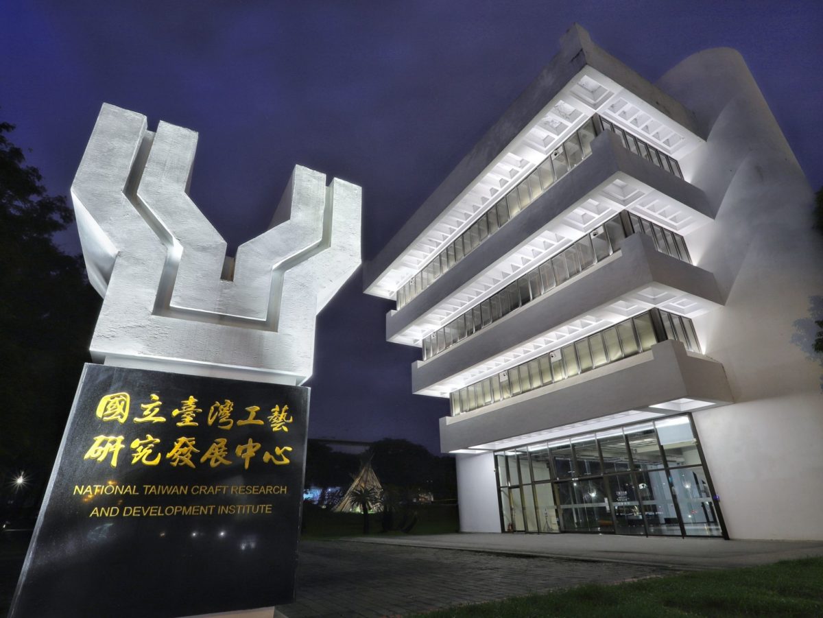 秋節 一樣的月光   席地賞月玩工藝   品味生活美好