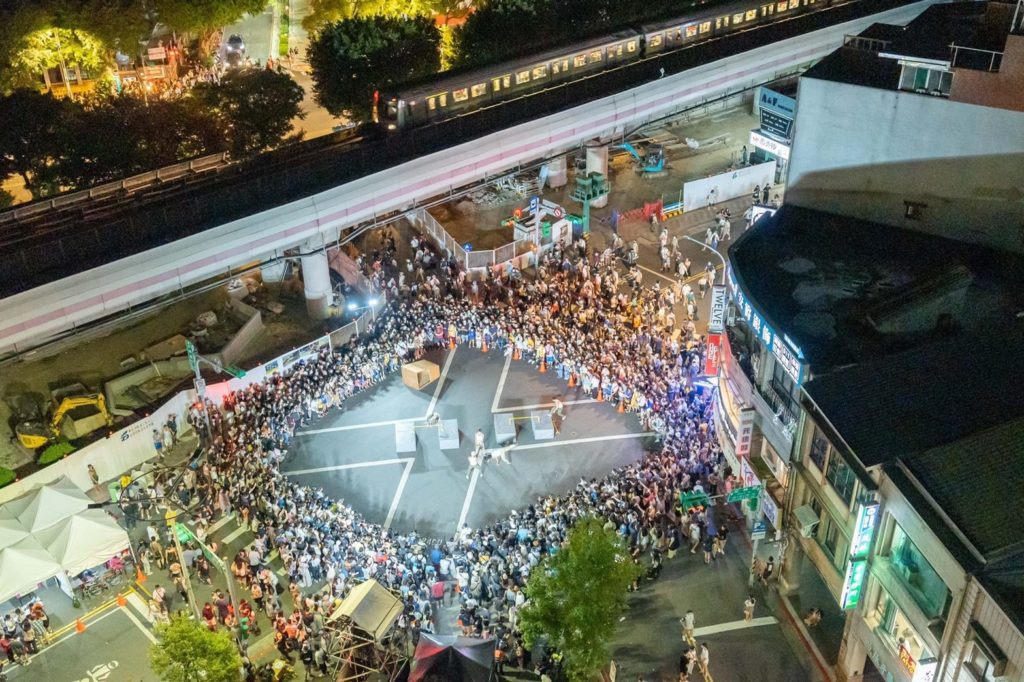 ▲2022臺北白晝之夜這一夜讓士林成為徹夜不眠的藝術開放場域。（圖/文化局提供）