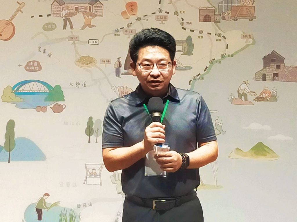 國立新竹生活美學館館長葉于正表示,將文化生活美學呈現出3個質感將有其實質效益。(記者 辛澎祥/攝)