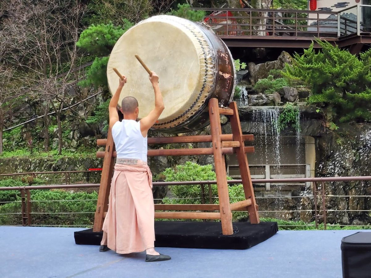臺北地景公共藝術響應「里山川」精神   優人神鼓劇場以道合一備受正面評價