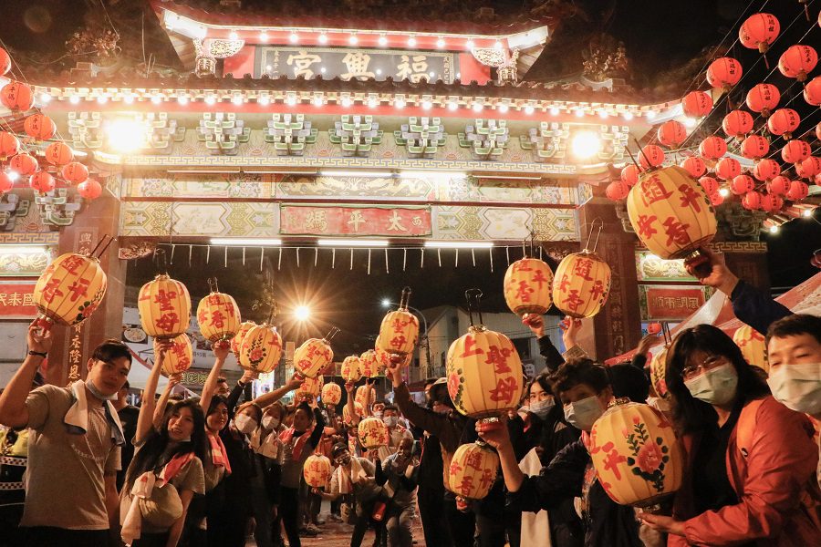 福興宮提燈夜行
