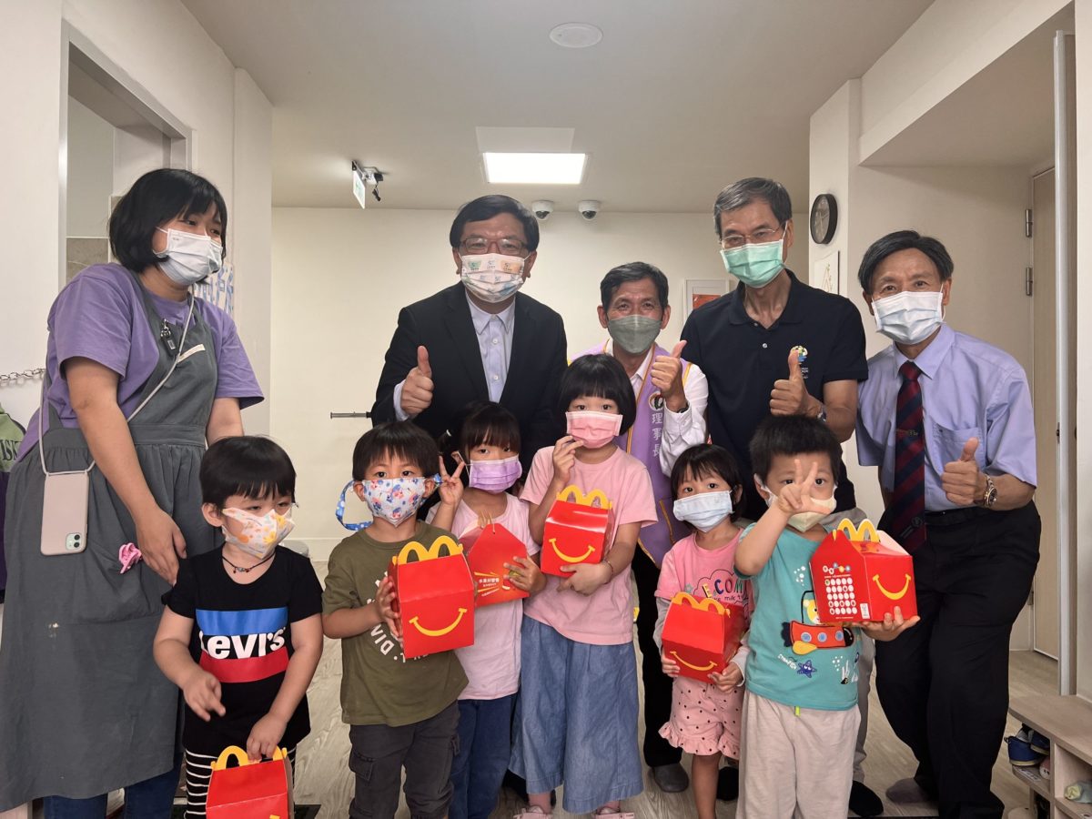 排灣族Kinavatjesan傳統刺繡研習  臺東生活美學館揭牌