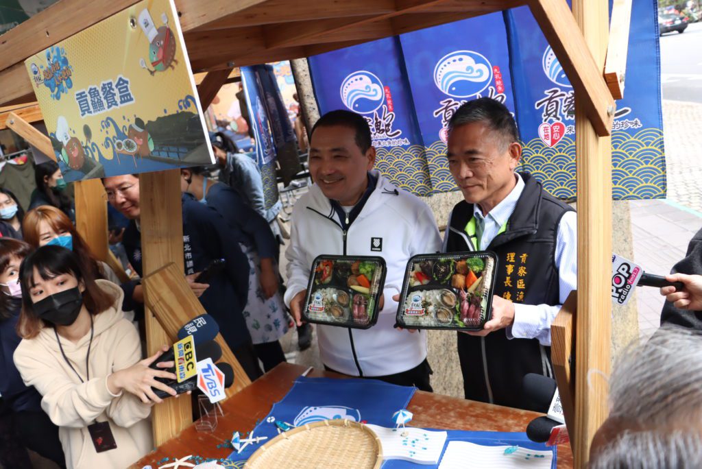 貢寮鮑產季到，今年推出「貢鱻餐盒」讓大家一次享足眾多產季限定海味。 (4) (1)
