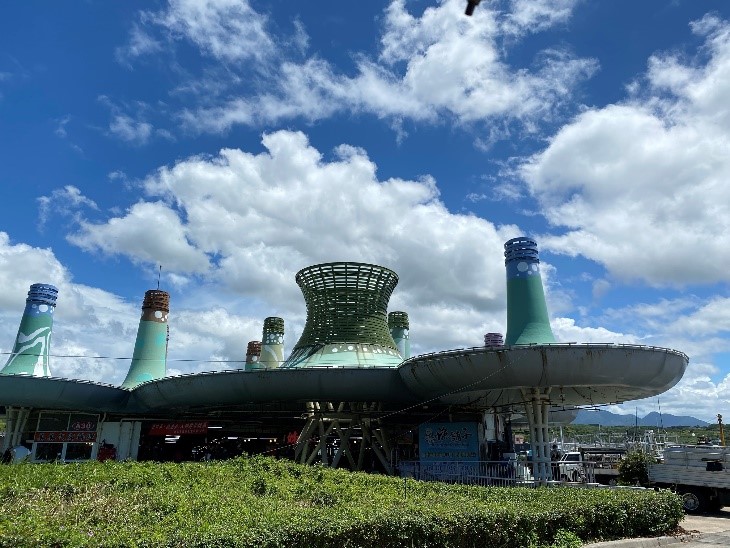 富基魚市建築物外觀為墨西哥帽造型