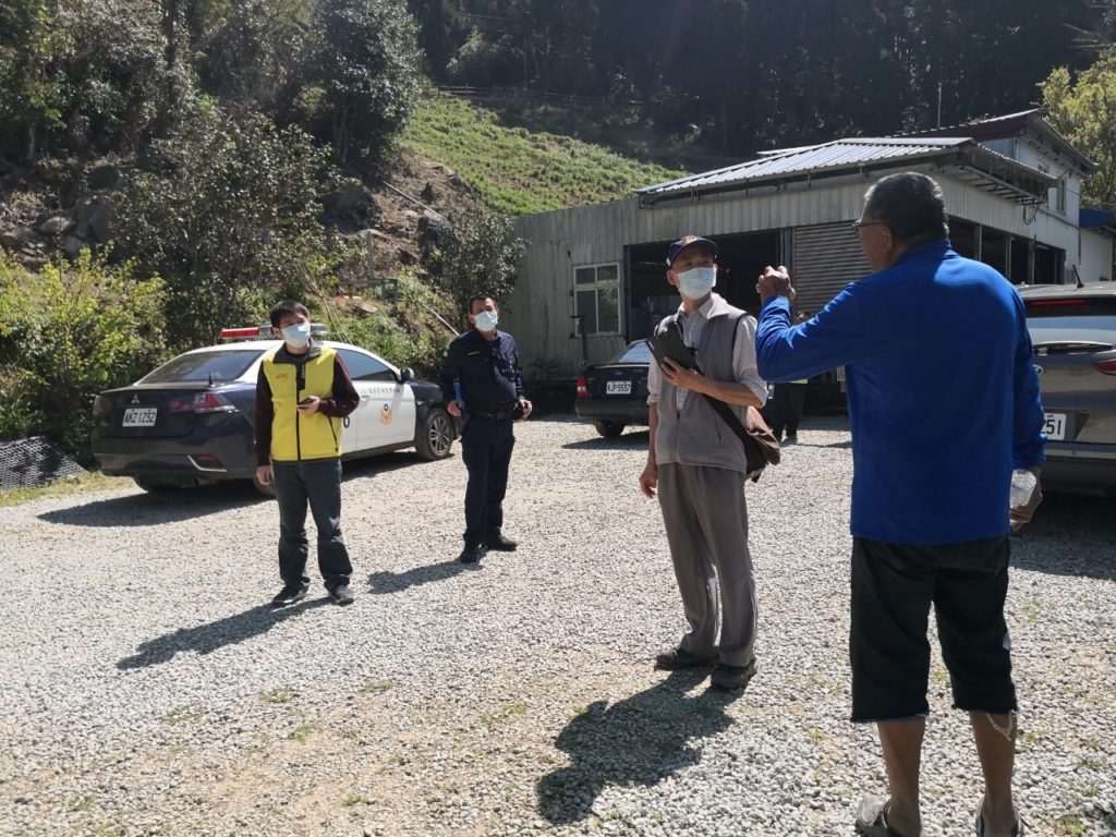 新北市農業局與各相關單位查緝山坡地違規。(圖/農業局提供)
