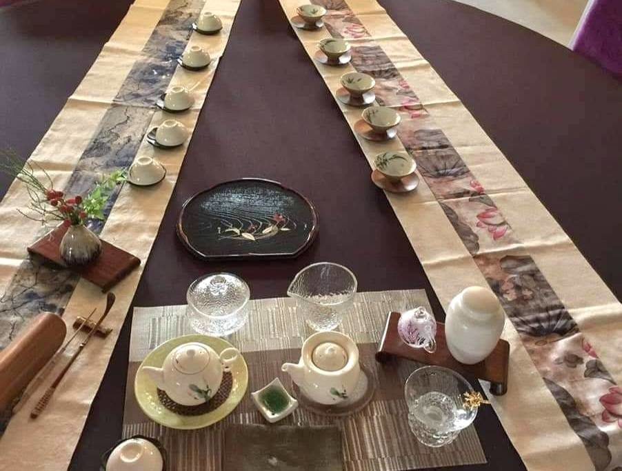 寶鼎茶閒煙尚綠   幽窗棋罷指猶涼   試敘紅樓人物與茶品的對應