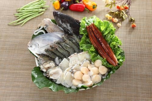 三重魚市場年節漁獲大促銷   五大海鮮禮盒開放訂購